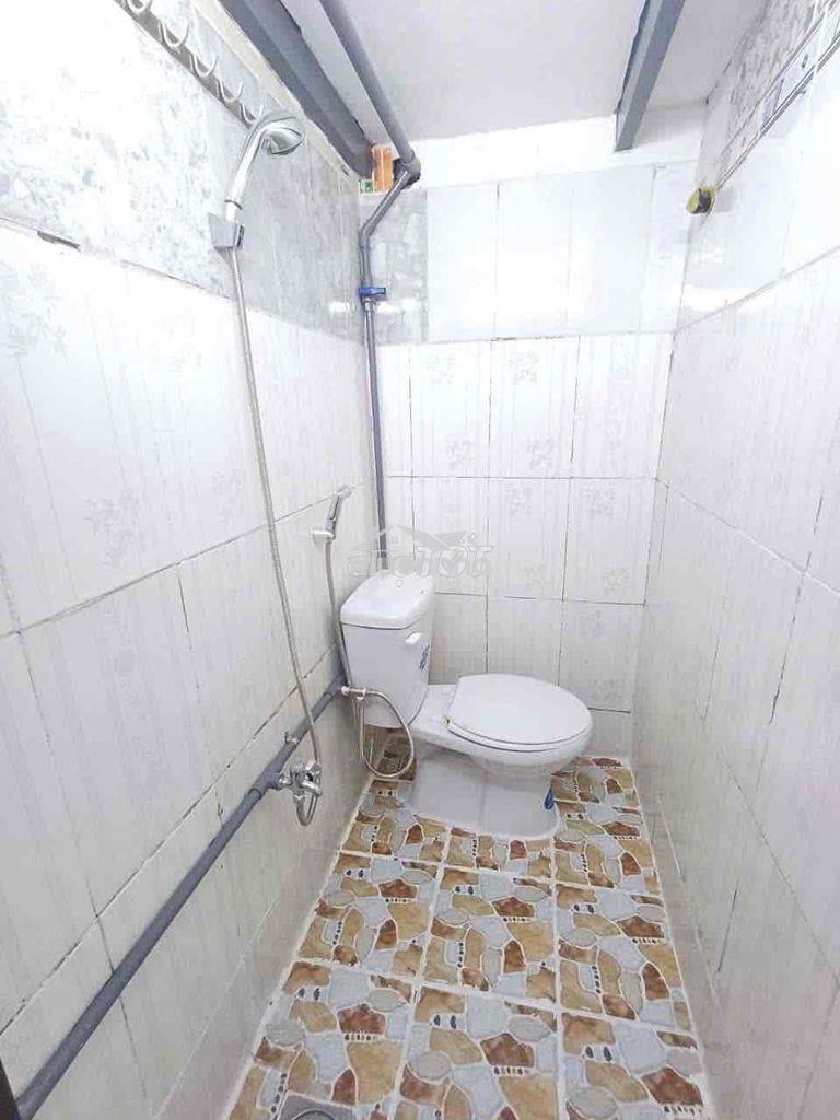 Cho thuê phòng trọ gác đúc có máy lạnh - 2