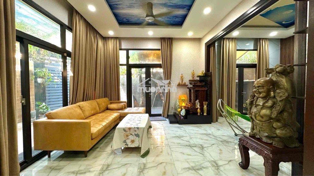 🏠🏯Thượng lưu - biệt thự -kiều đàm -tân hưng -q7 - 175m2 - lô góc 2 mặt - 4
