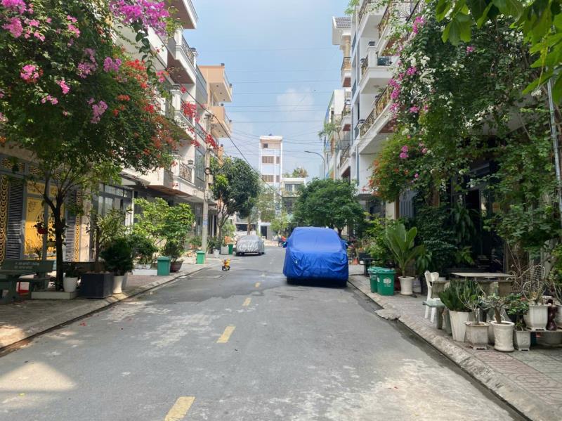 Bán nhà 6 tầng khu đồng bộ tân thới hiệp 29 - đường 10m có lề - 6,3 tỷ