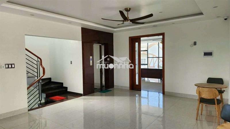 Cho thuê mặt bằng tầng làm văn phòng
