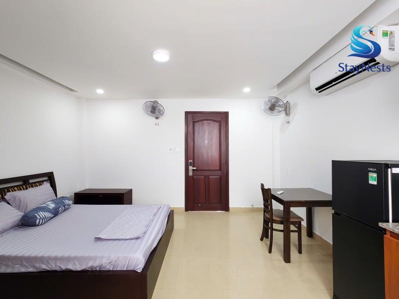 Căn hộ full nội thất cửa sổ trời, máy giặt riêng - ngã tư bảy hiền, bệnh viện thống nhất, cách mạng tháng tám - 4