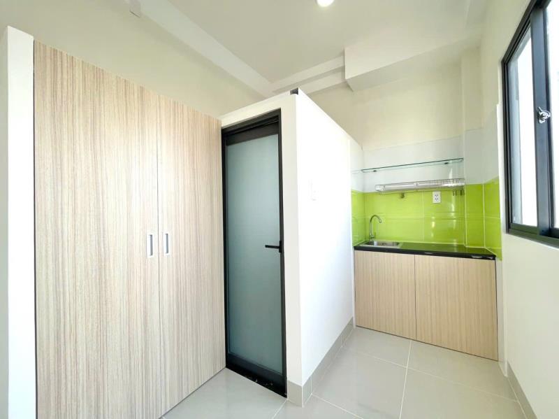 Phòng mới cửa sổ trời thoáng full nội thất giá tốt bùi đình túy gần ngã tư hàng xanh và các đh lớn - 3