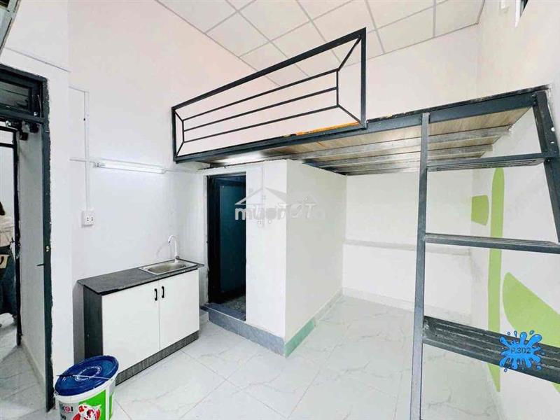 Chính chủ 152/2 nguyễn văn khối gác có bancol máy lạnh tủ lạnh 4,2tr