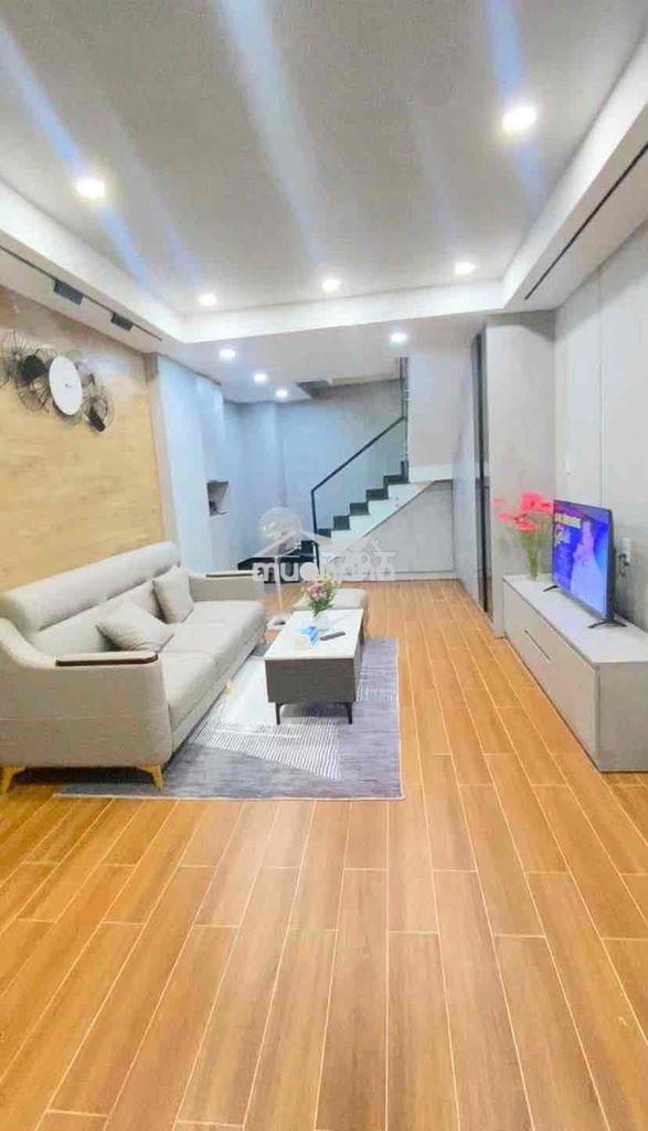 Cho thuê nhà hxh đường hoàng văn thụ 4x8 1 trệt 3 lầu sân thượng