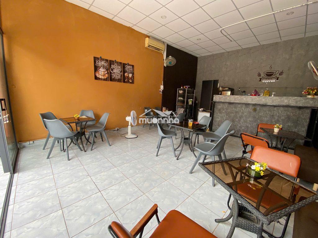 Cần sang quán cafe khu go dĩ an. giá 30trieu. - 2