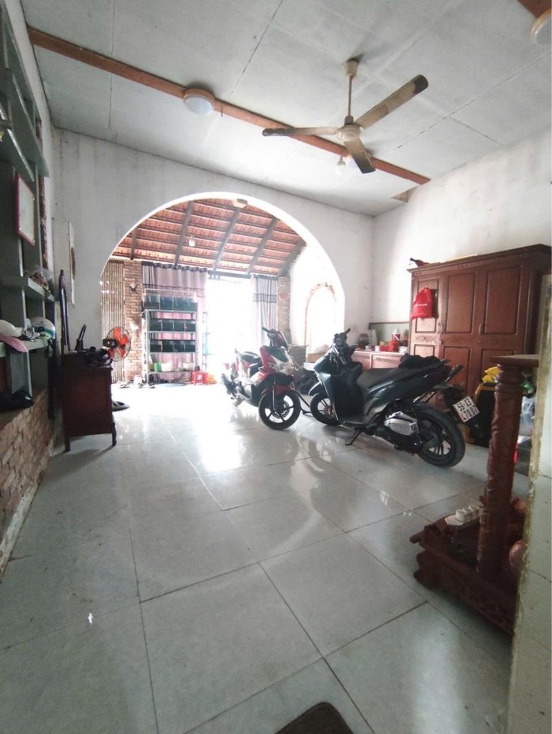 Bán gấp nhà lô góc trịnh thị miếng _ 2 mặt tiền 213m² hóc môn - chỉ nhỉnh 4 tỷ tl - 4