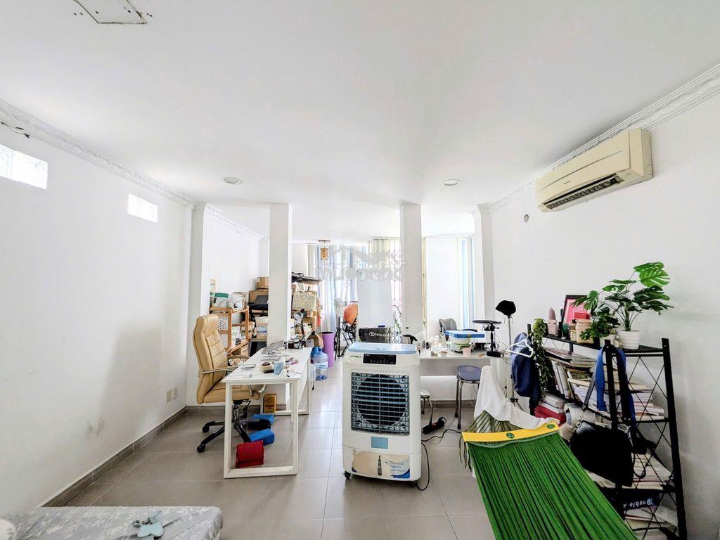Nhà 5 tầng quận 1 – có dòng tiền cho thuê 880$/tháng – chỉ 12,6 tỷ - 3
