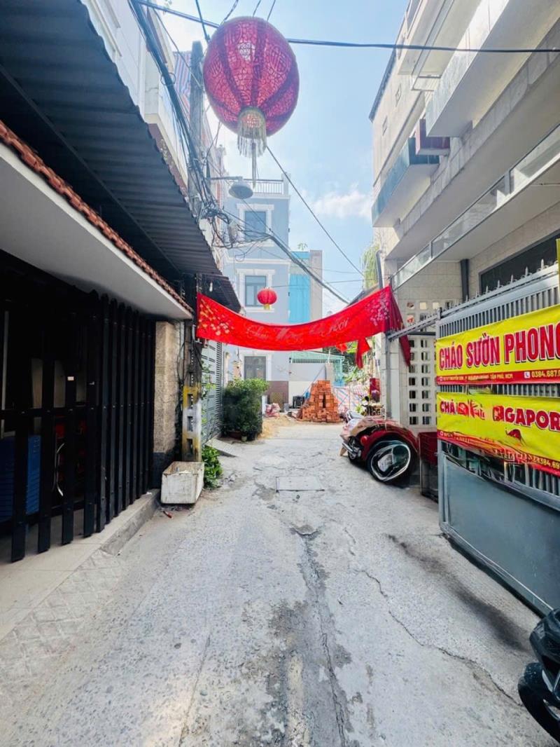 Nguyễn sơn - phú thọ hoà - tân phú - dt: 8 *17m - 15 tỷ 
