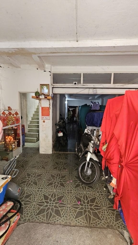 Hẻm 8m - nguyễn trãi - phường 3 - quận 5 -dt: 5*23m – 30 tỷ - 2