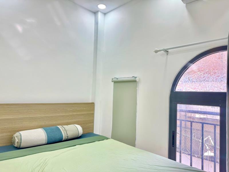 Cho thuê căn hộ 1 phòng ngủ ban công gần đại học văn lang cơ sở 2 lê quang định bình thạnh - 3