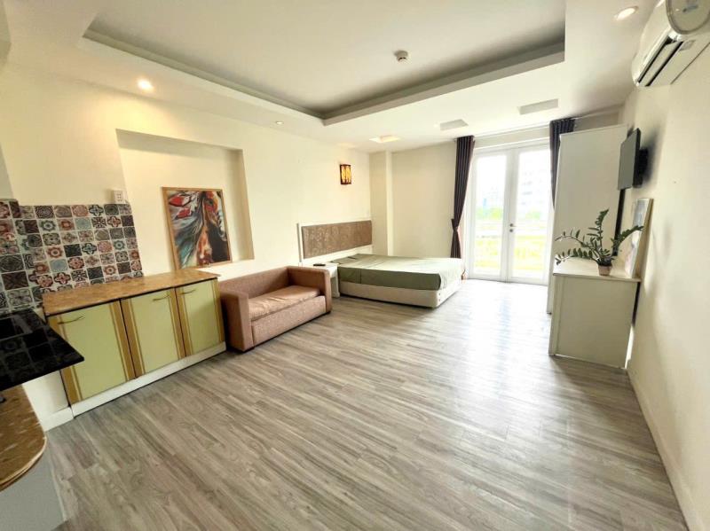 Phòng studio ban công gần pmh quận 7