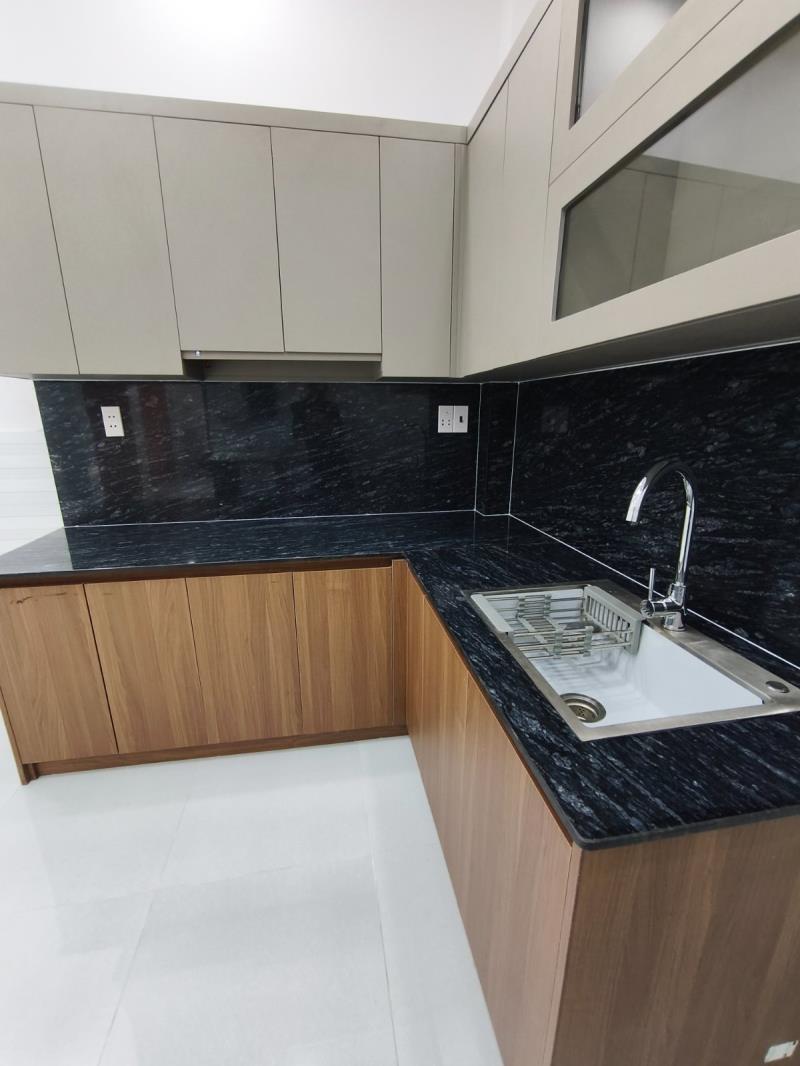 Nhà mới xây hẻm 4m thông có 4pn giá chỉ hơn 5đ - 2