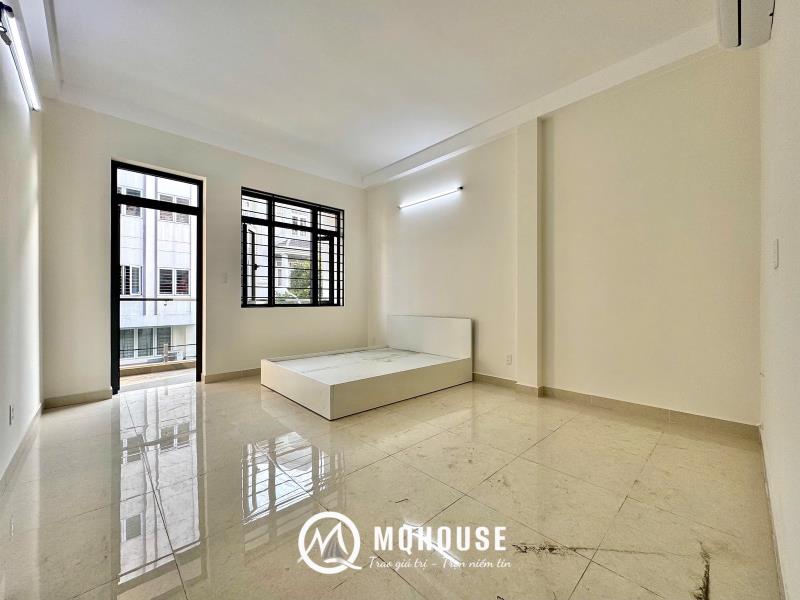 Dự án studio bancol thang máy siêu rộng mới 100%