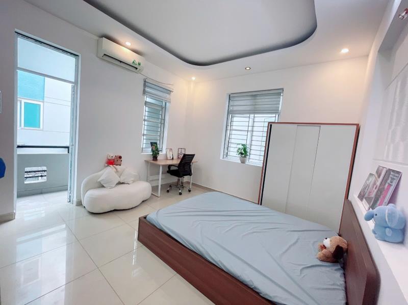 Căn hộ full nội thất - ban công - máy giặt riêng - ngay chợ bà chiểu thuận tiện di chuyển các quận - 3