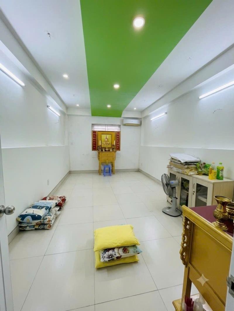 Gần bv nhi đồng 1 - cư xá đồng tiến - trung tâm q10 - dt: 4*19m - 15 tỷ 5  - 2