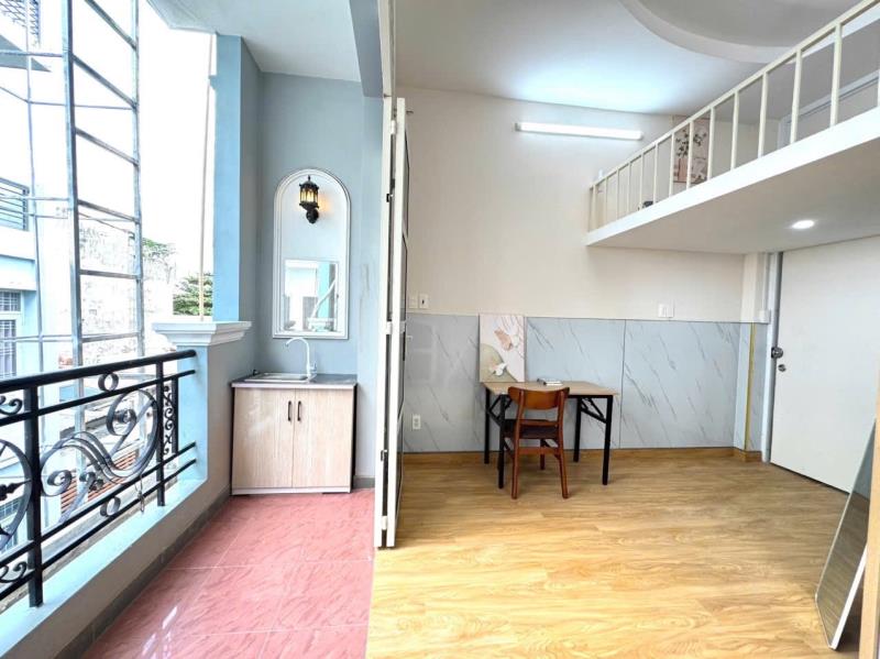 Cho thuê duplex 1pn tách bếp ban công full nội thất đường xvnt gần gtvt, hutech, uef, hub