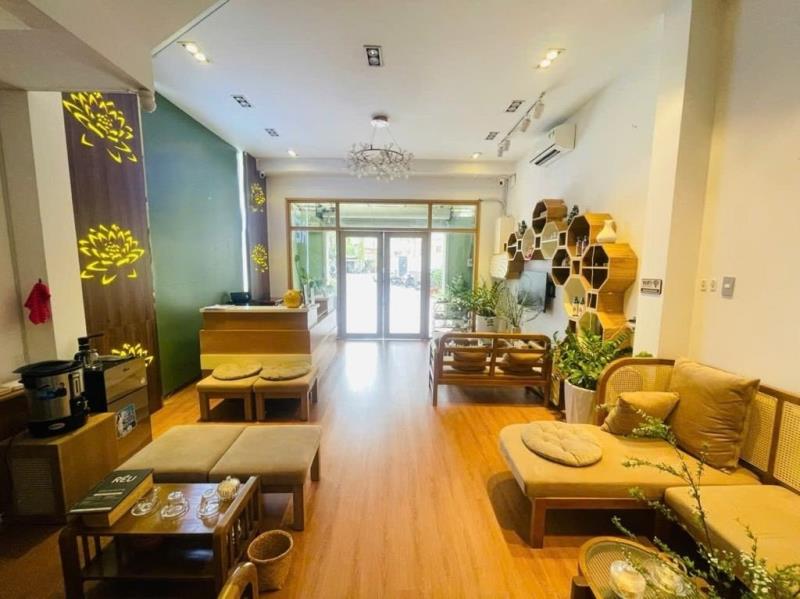 Kế vạn hạnh mall - trần thiện chánh – p.2 -q.10 - dt: 5*17m- 20 tỷ 7 - 4