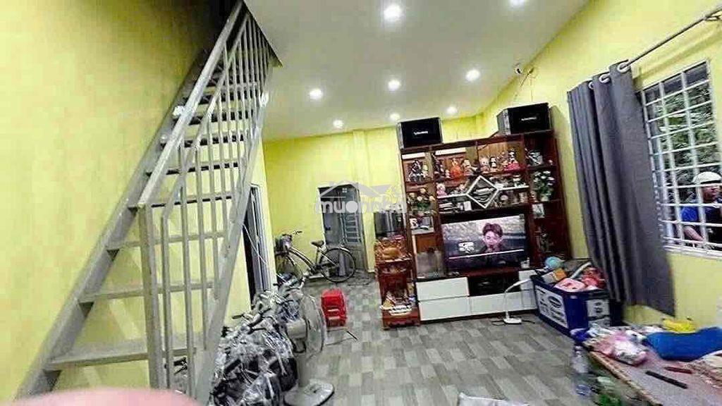 Bán nhà lái thiêu  lầu trệt hẽm xe hơi 2ty3 - 4