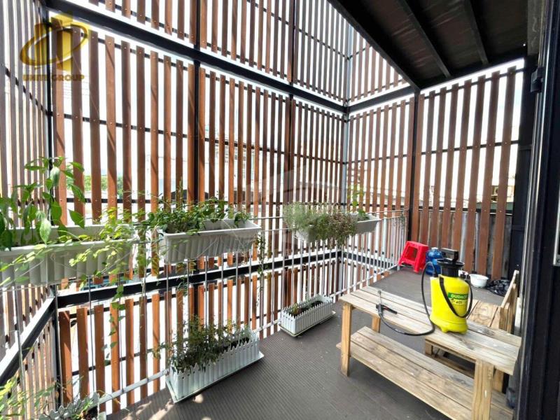 Cho thuê studio xô viết nghệ tĩnh – bếp tách riêng – ban công – cách đh ngoại thương chỉ 300m - 4