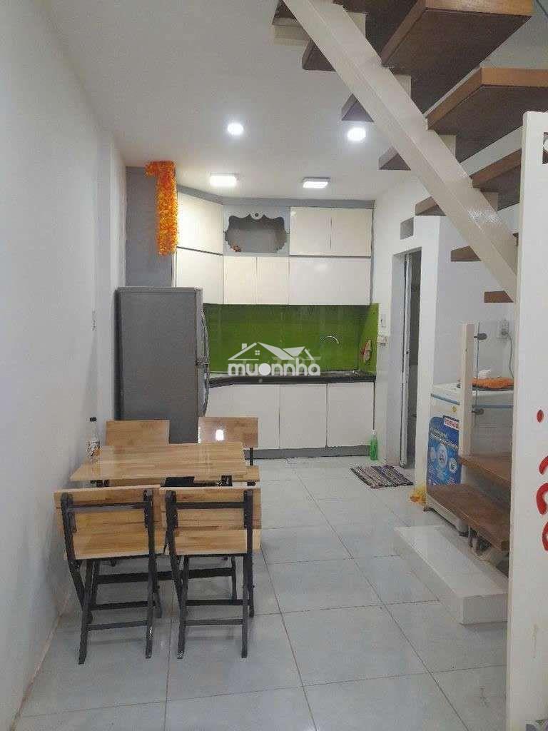 Nhà full nội thất 2pn tại trung tâm q1. giá chỉ 12.5tr
