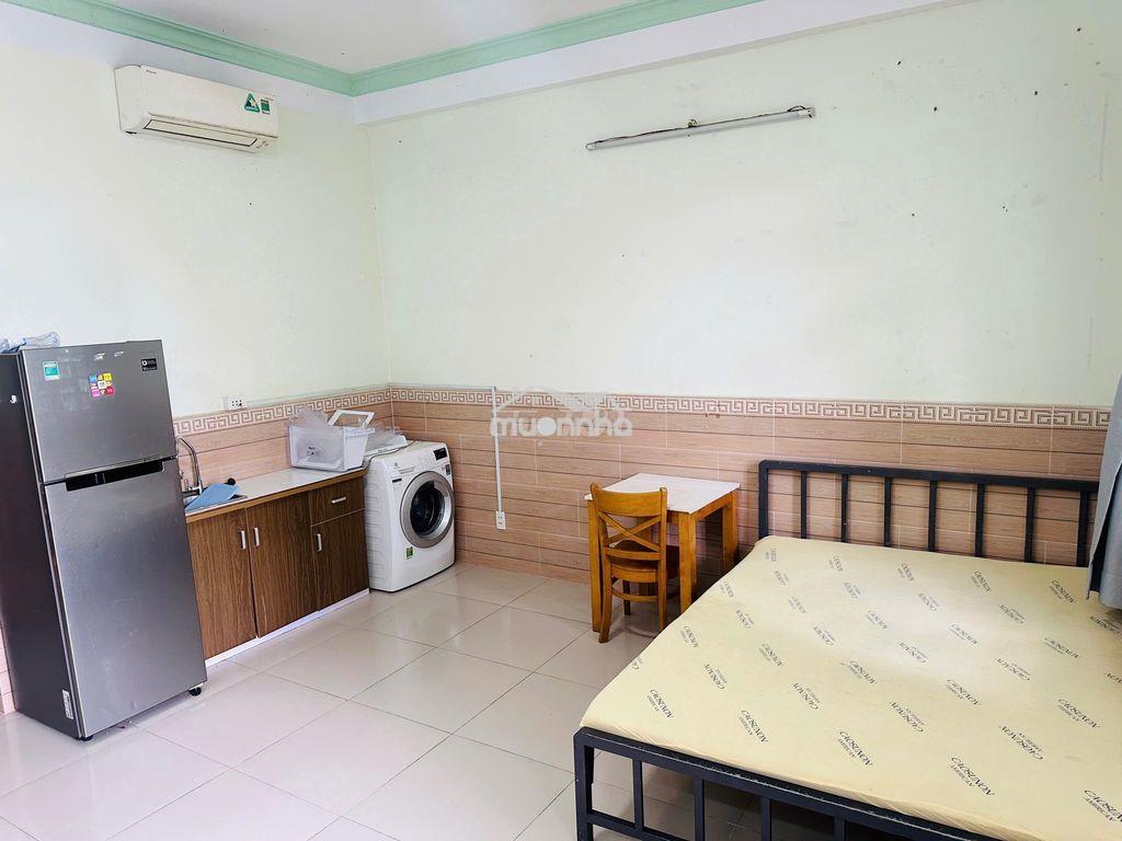 Phòng trọ đẹp khu trung sơn: 6,2 triệu, 40m2, có thang máy, ban công - Ảnh 3