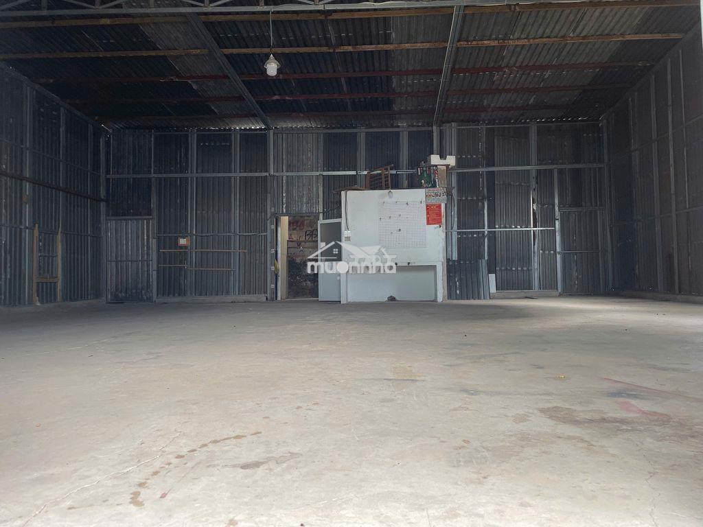 Cho thuê kho ngô chí quốc, 200m2, giá 12tr/ tháng - 2