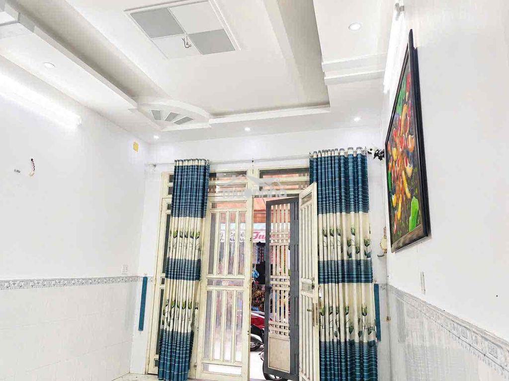 Cho thuê nc 4pn,3wc,1pk, 1 bếp - p15, q.8 (p.phú định) - 2