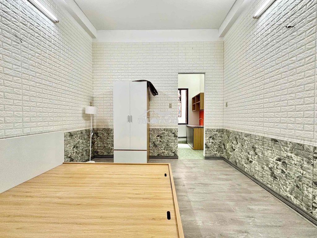 Studio cửa sổ trời thoáng mát gần huflit ba gia - 2