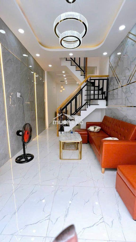 Nhà nguyên căn 60m2 nđc phú nhuận 10tr