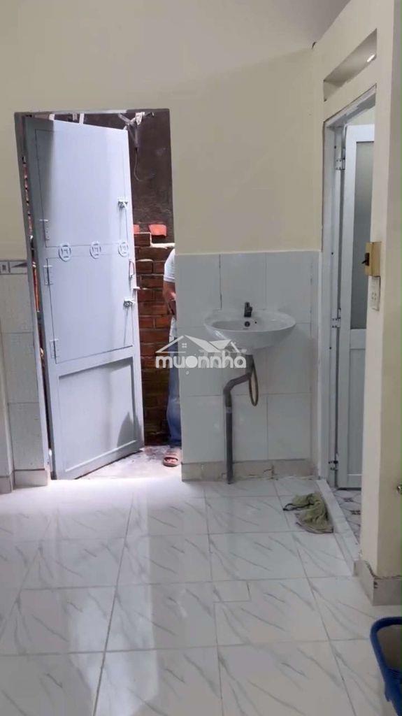 Cho thuê nhà mới đẹp 50m2, 2pn, nguyễn quý yêm, p16, q8 - 3