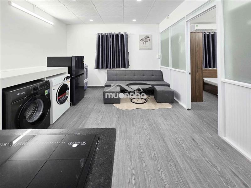 Căn hộ 2 phòng ngủ cửa sổ gần đại học bách khoa vạn hạnh mall quận 10