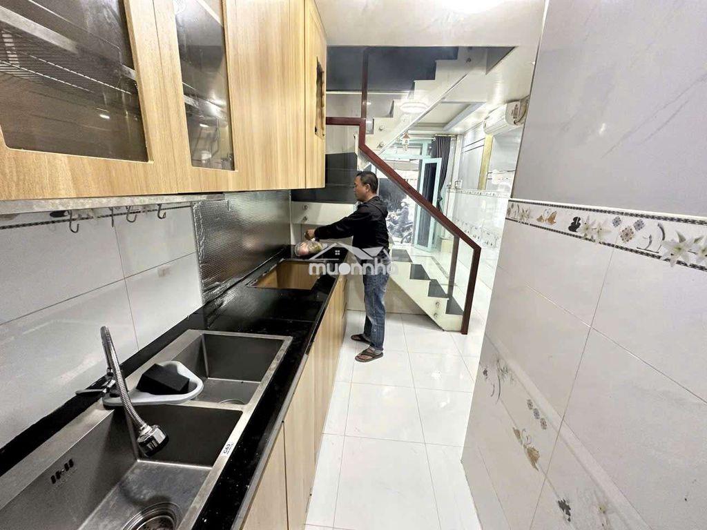 Cho thuê nhà 42m2 1 trệt 1 lầu mới tinh xe hơi 1135 huỳnh tấn phát - 2