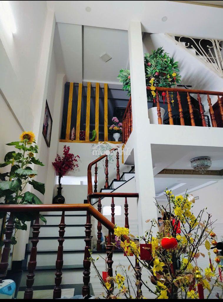Cho thuê nhà 1 trệt 1 lừng 2 lầu 4 phòng ngủ, 4 wc, 5x12 m2 - 4