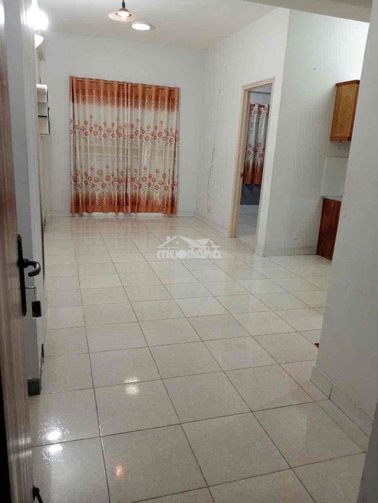 Bán căn hqc plaza giá 1 tỷ 450 hỗ trợ vay ngân hàng,tầng trung có 2pn