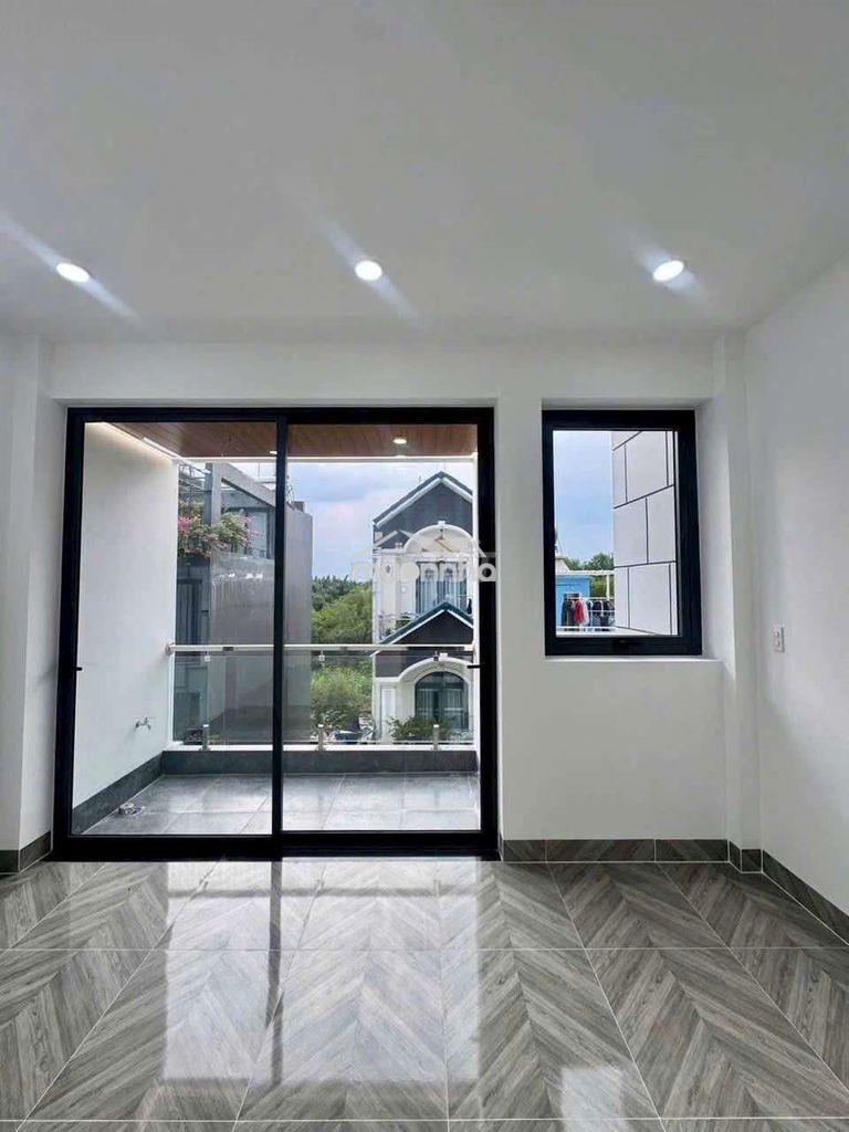 Nhà 1 trệt 2 lầu hẻm 47 trường lưu , long trường quận 9 - 4