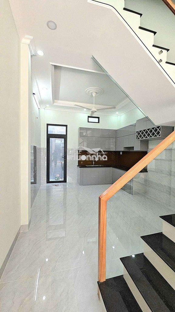 Bán nhà gần đông tăng long- lã xuân oai - 3