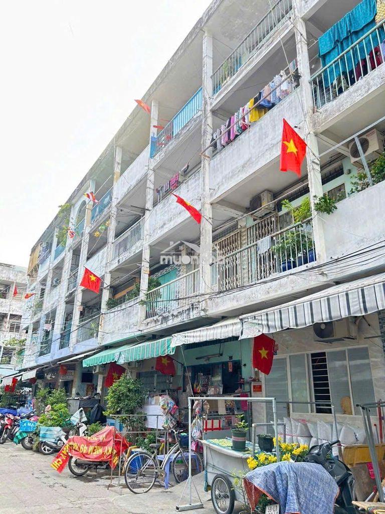 🌹🌹 Chung cư xóm đầm p10 q8, shr , gần cầu chà và, bank hỗ trợ 1 tỷ 🌹🌹