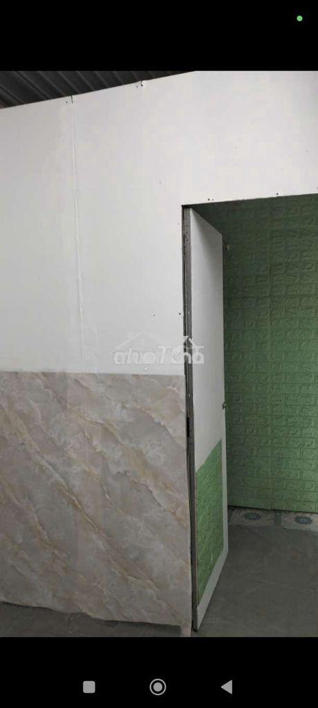 Phòng nhỏ cửa sổ,năm, giáp nơ trang long,chu văn an - 3