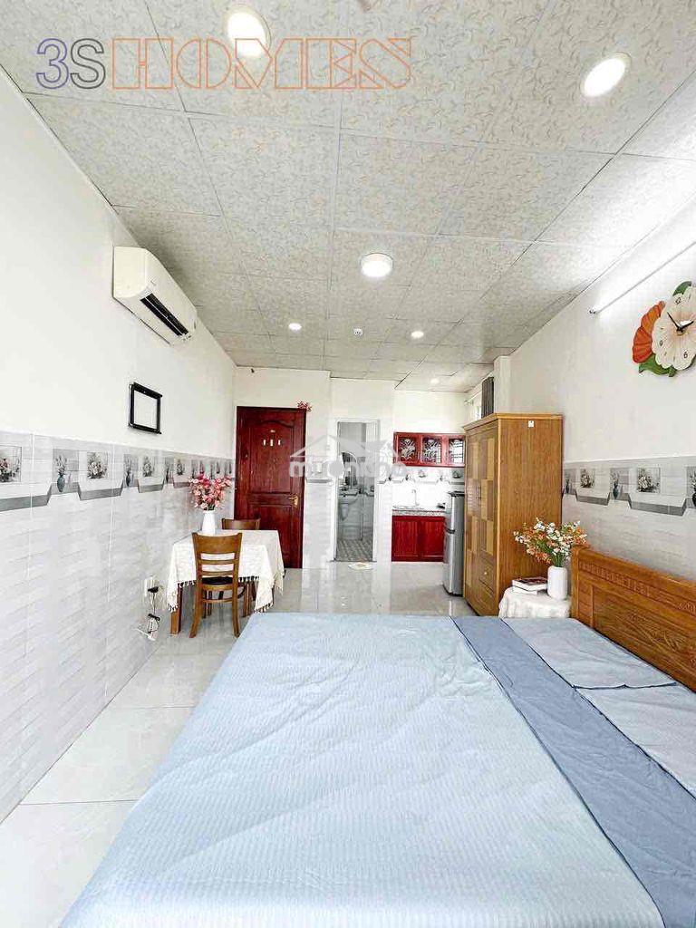 Ban công riêng – full nội thất | gần sân bay - 4