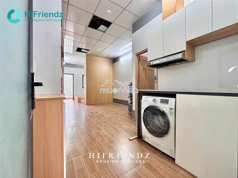 Cho thuê căn hộ có ban công 40m2 máy giặt riêng ngay chung cư topaz