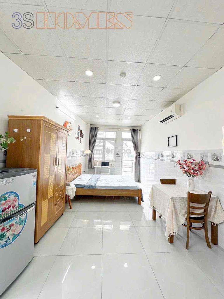 Ban công riêng – full nội thất | gần sân bay - 2
