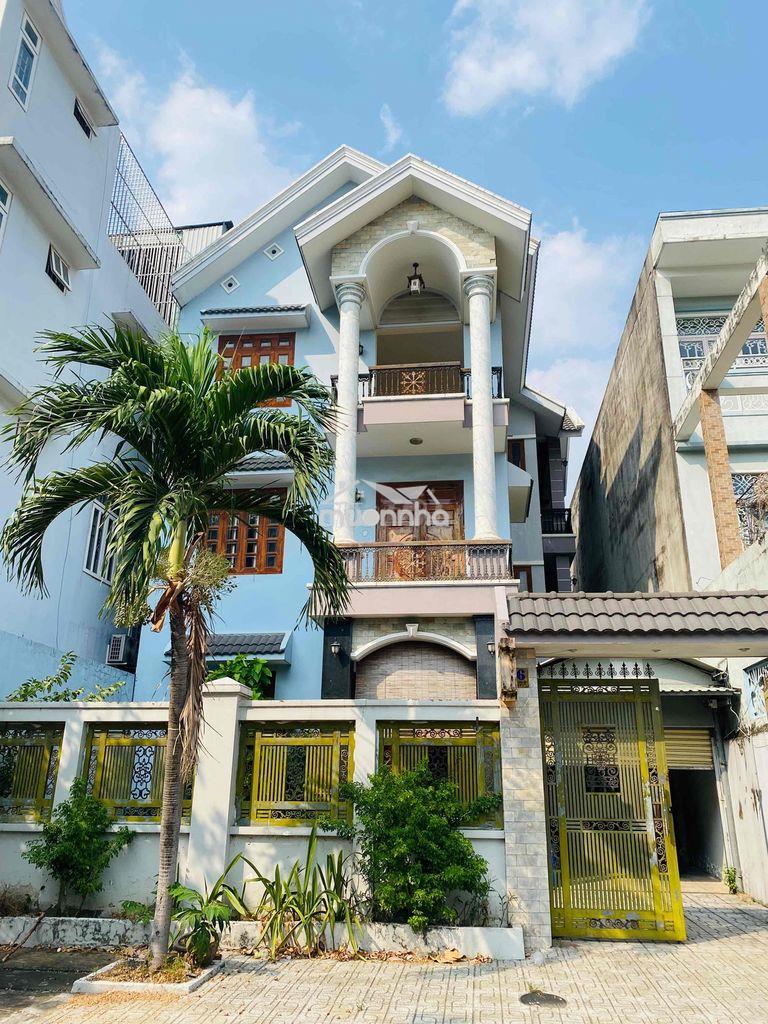Cho thuê phòng trong căn biệt thự khu hành chính dĩ an