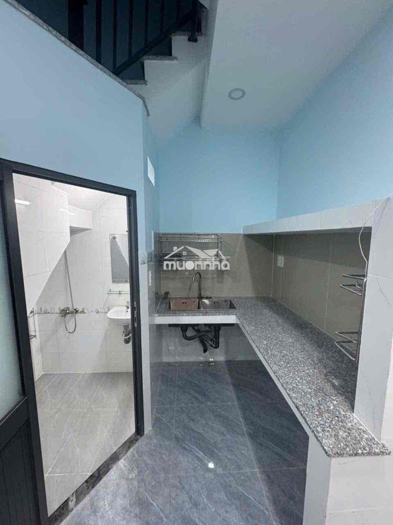 Cho thuê nhà mới xây mới tinh 2lầu 2pn.3wc 688 quang trung 10tr m.lanh - 4