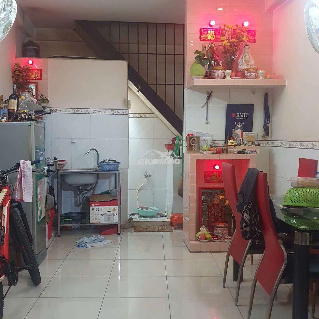 Nhà bán 3 tỷ 5 ở trung tâm quận 5 - 2