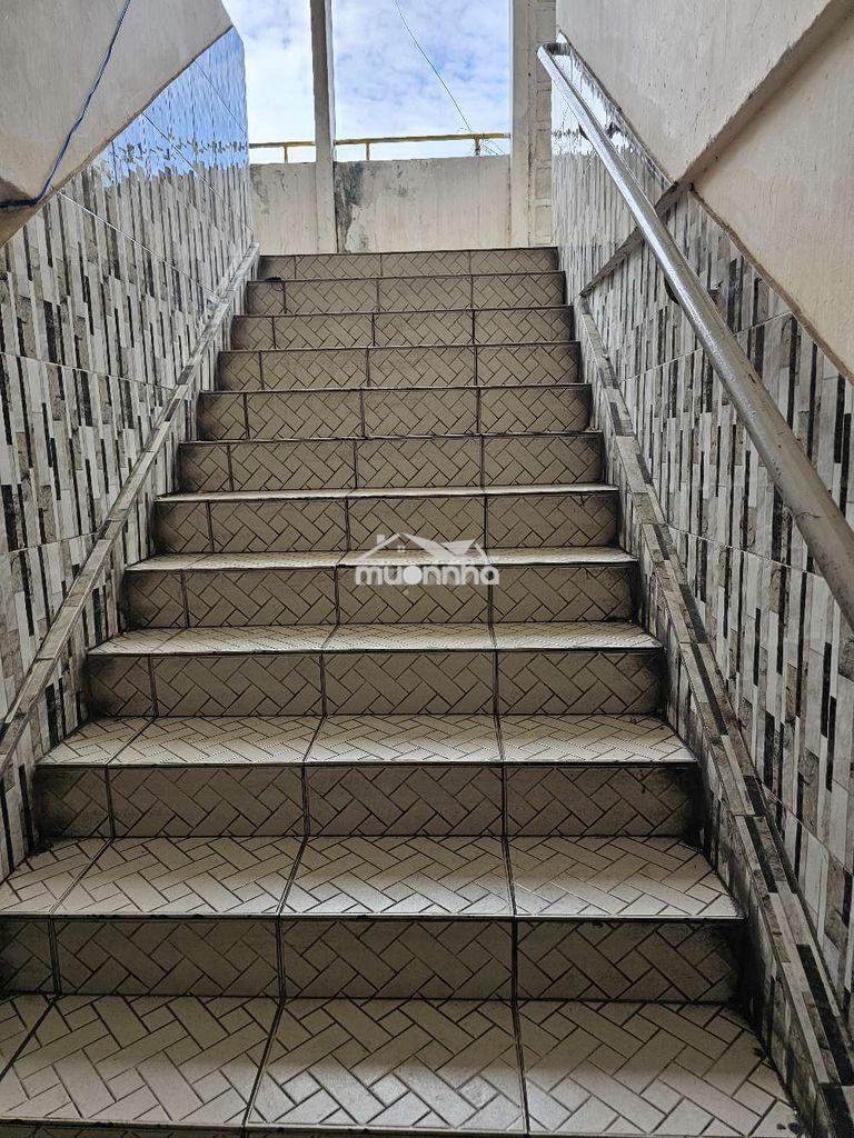 Căn hộ mặt phố trần hưng đạo q5(sát q1)-lầu 3(4×18) thang bộ - 2