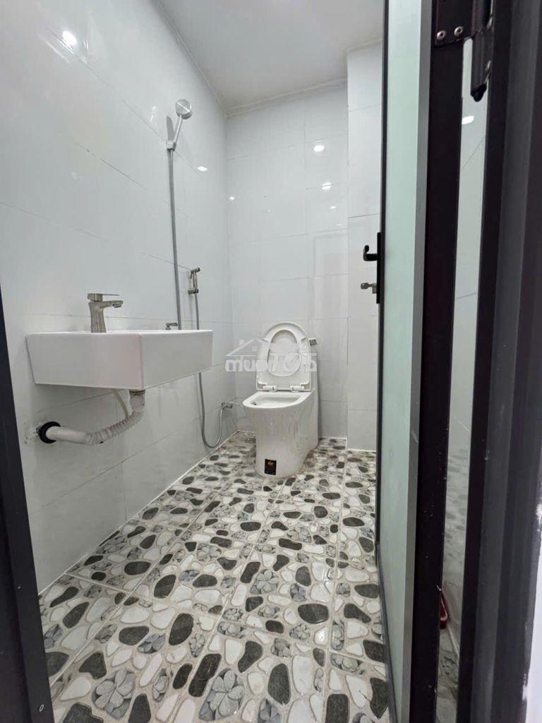 Studio ban công lớn full nội thất phan xích long, chỉ 6,6 triệu/tháng - 4