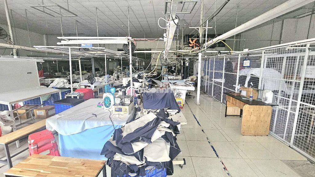 Văn phòng 800m2, sẵn pccc, xe công tận nơi - 3