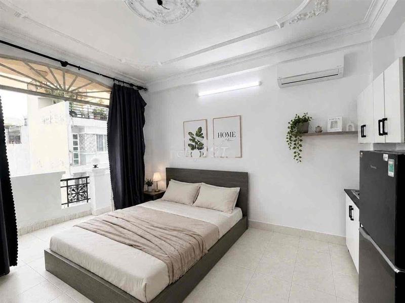 Siêu phẩm bancol ngay công viên hoàng văn thụ