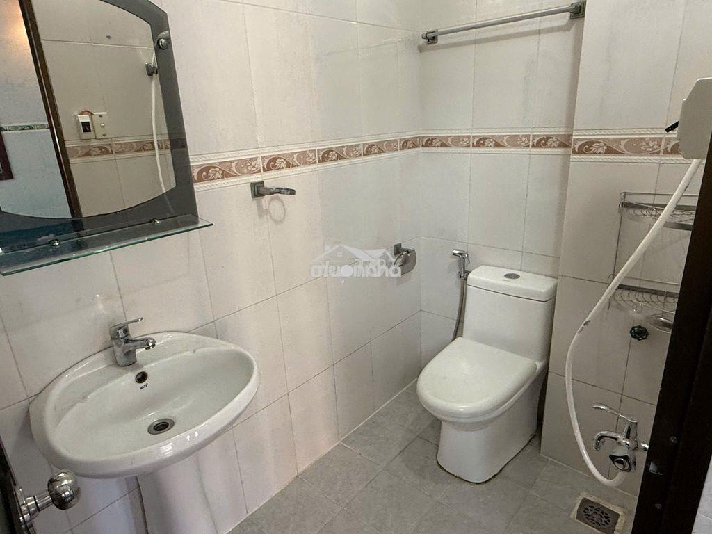 Phòng gần cổng đh văn lang, full men, full nội thất, có ban công - Ảnh 2