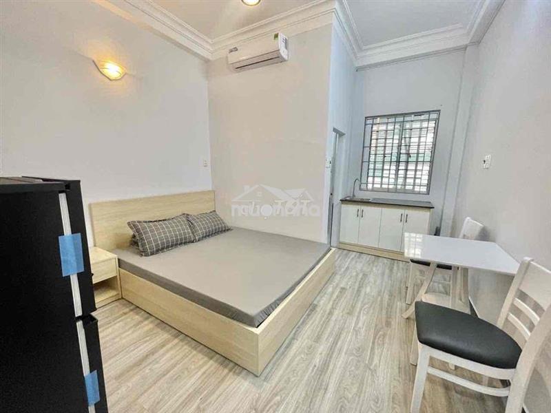 Studio full nội thất - ngay ngã tư phú nhuận